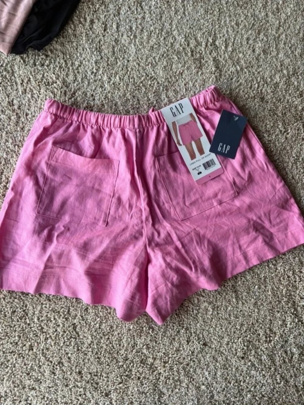 Pink gap short - Picture 4 of 4